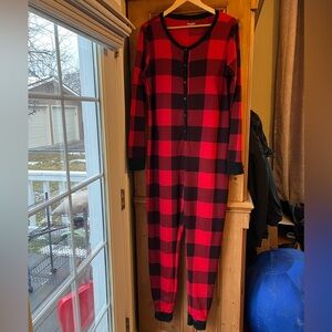 Old Navy ONESIE XLT